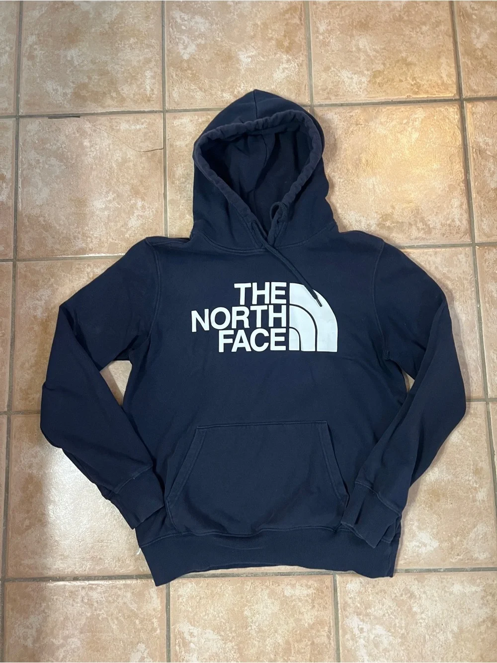 Men’s M navy blue North Face sweatshirt hoodie